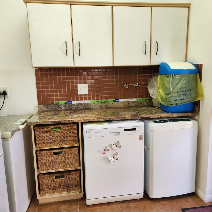 3 Bedroom Property for Sale in Stilbaai Wes Western Cape